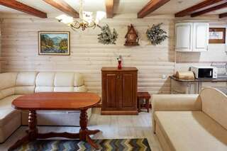 Отель Zlata Буковель Дом с 2 спальнями-3