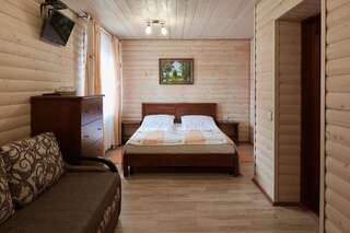 Отель Zlata Буковель Трехместный номер-1