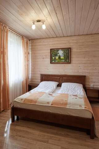 Отель Zlata Буковель Трехместный номер-2