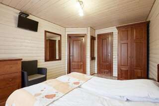 Отель Zlata Буковель Двухместный номер с 1 кроватью и балконом-7